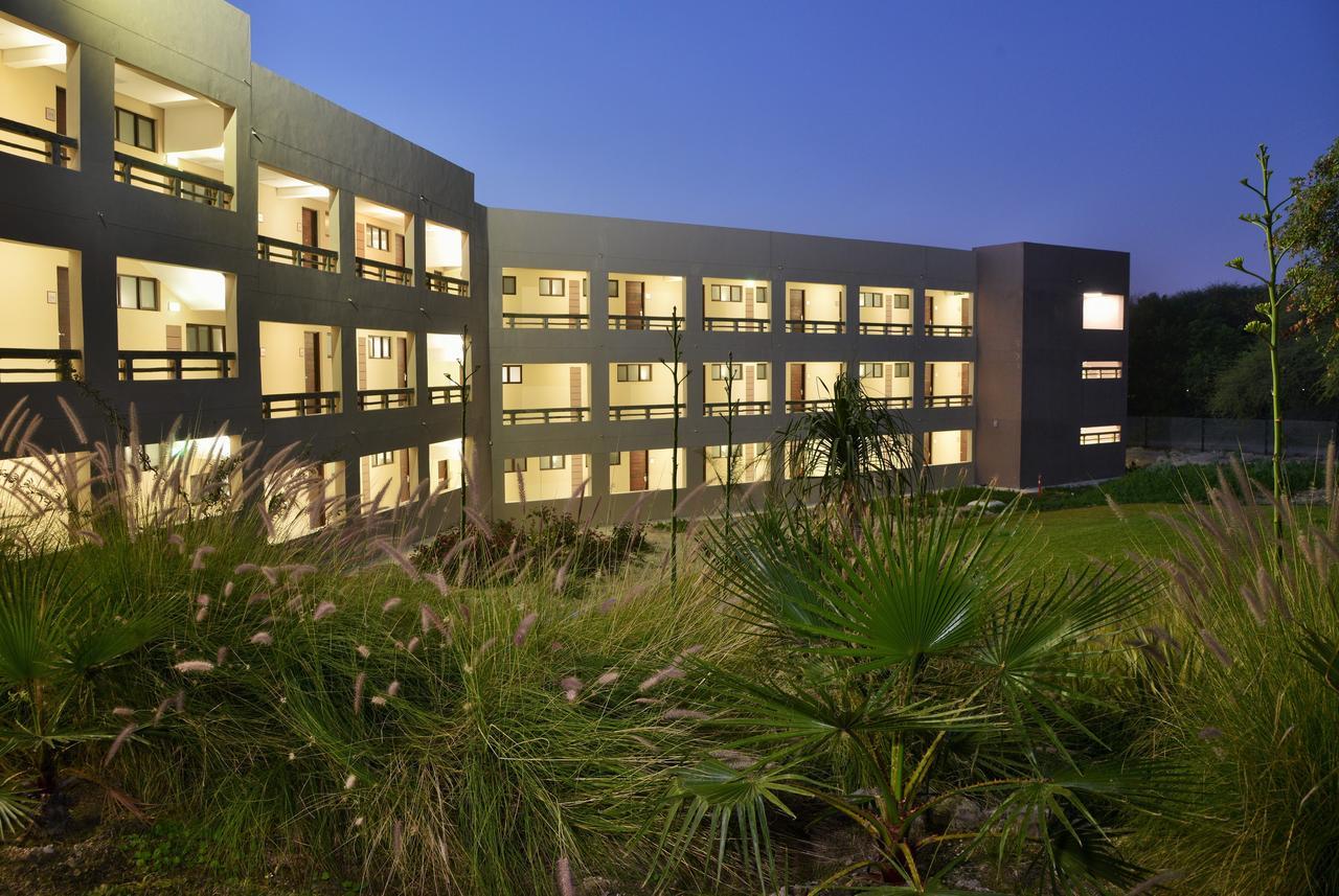 Cresta Maun Hotel Exterior foto